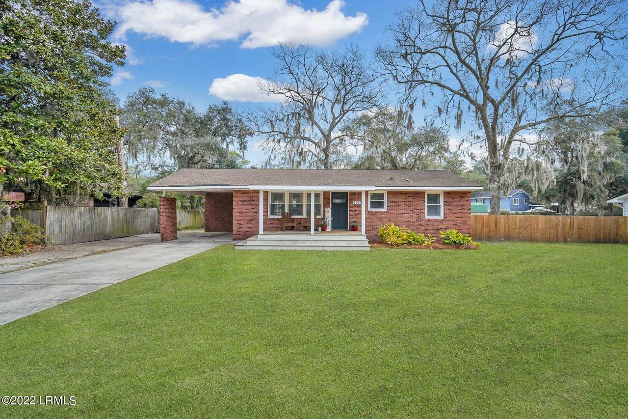 701 Center Drive - Photo 1