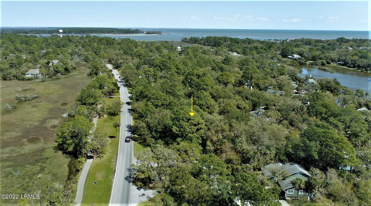 240 Tarpon Boulevard - Photo 1