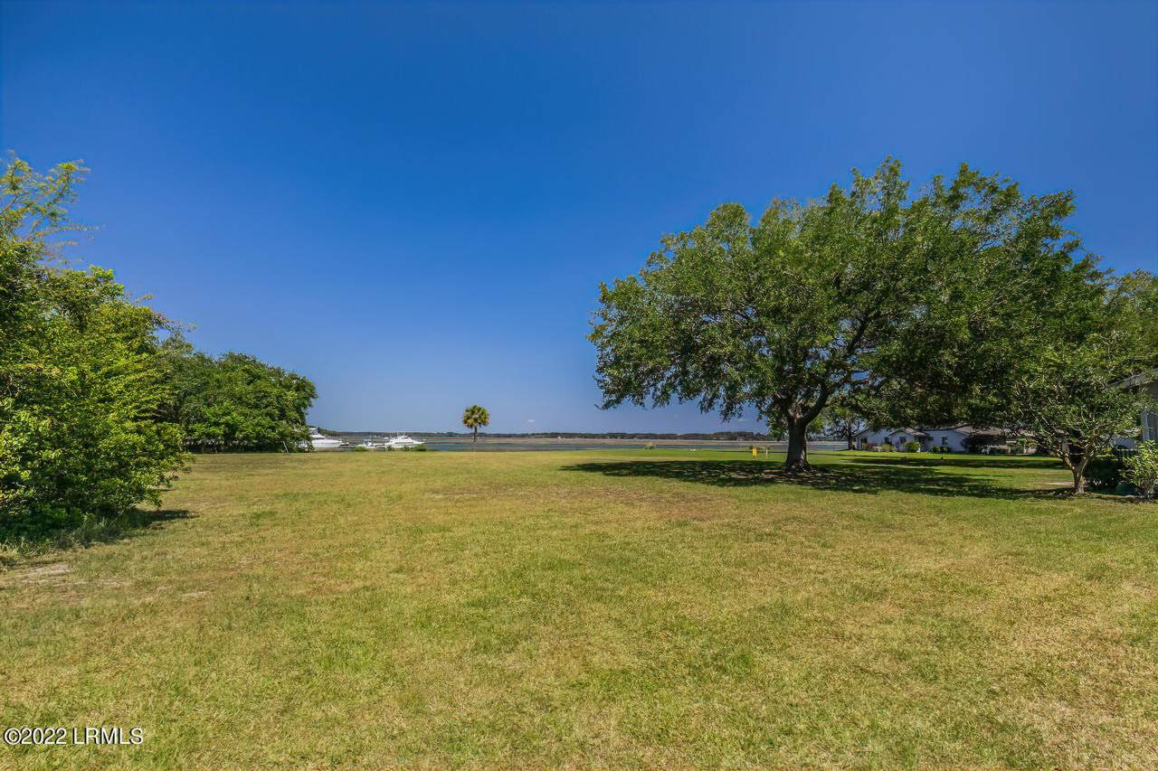 9 Marsh Harbor Drive - Photo 1