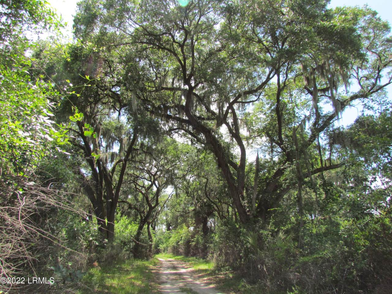 https://bt-photos.global.ssl.fastly.net/beaufortsc/1280_boomver_1_176334-2.jpg