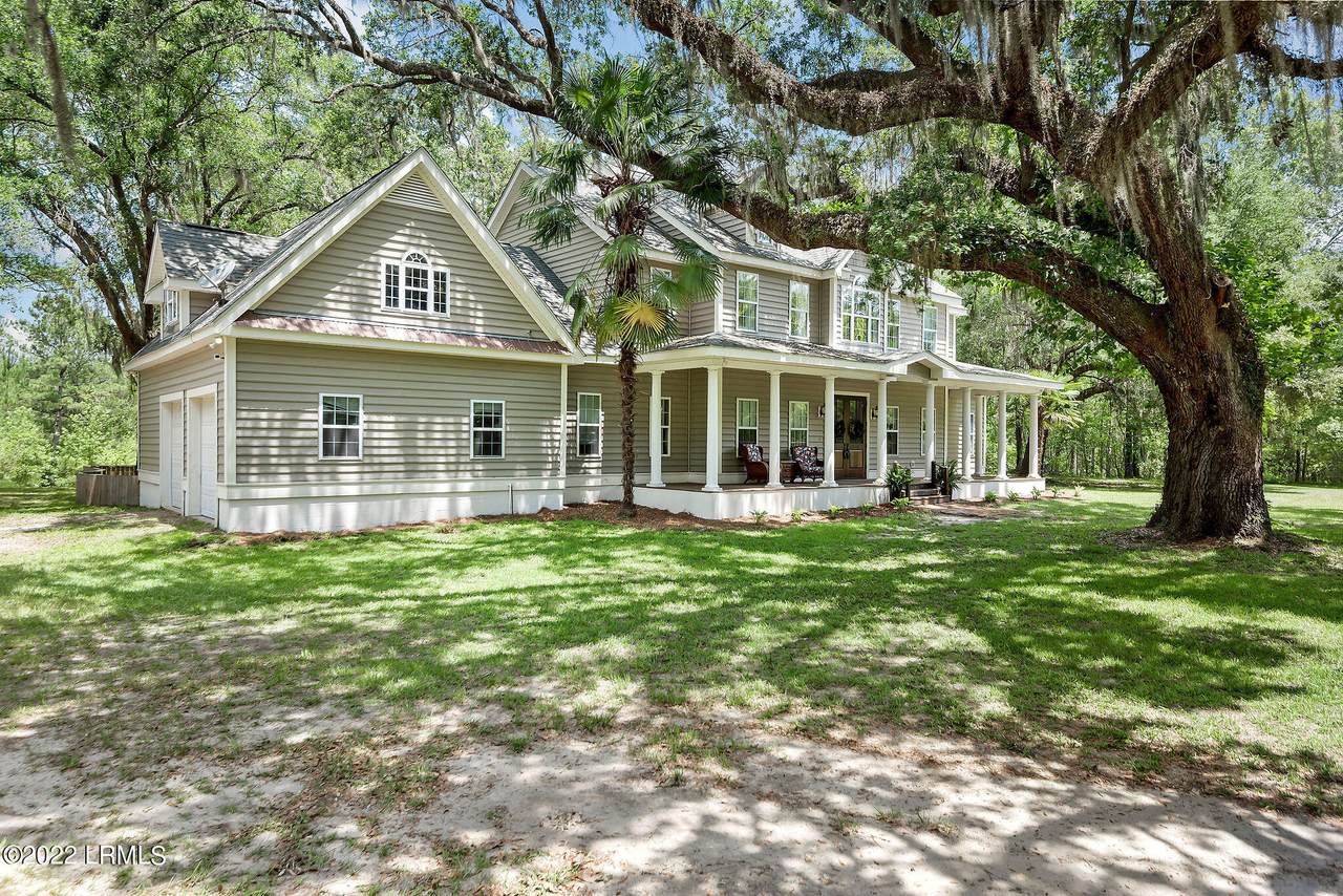 420 Alexander Road - Photo 1