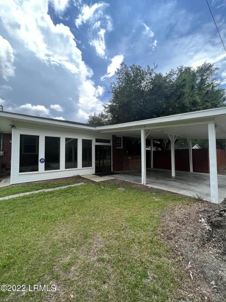 135 Salkehatchie Road - Photo 1