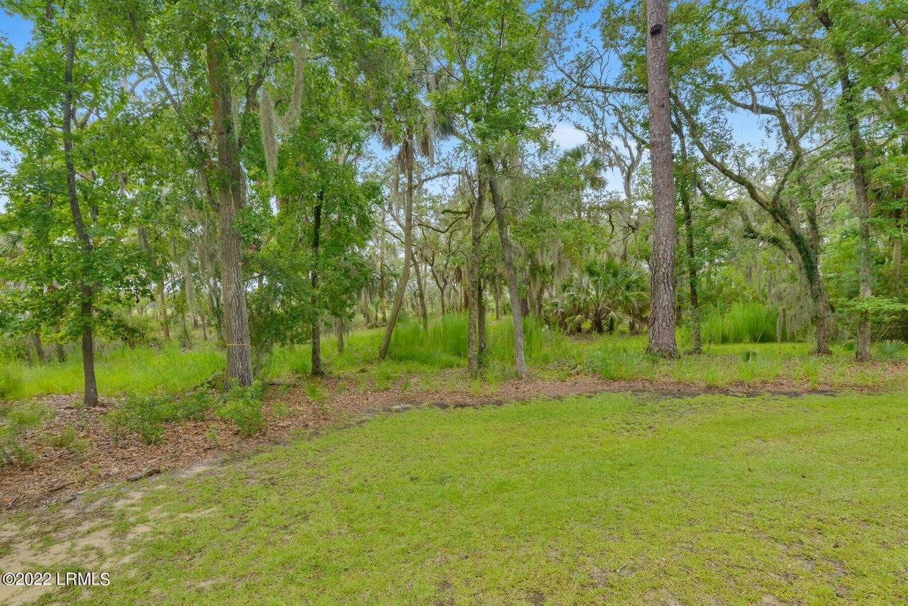 293 De La Gaye Point - Photo 1