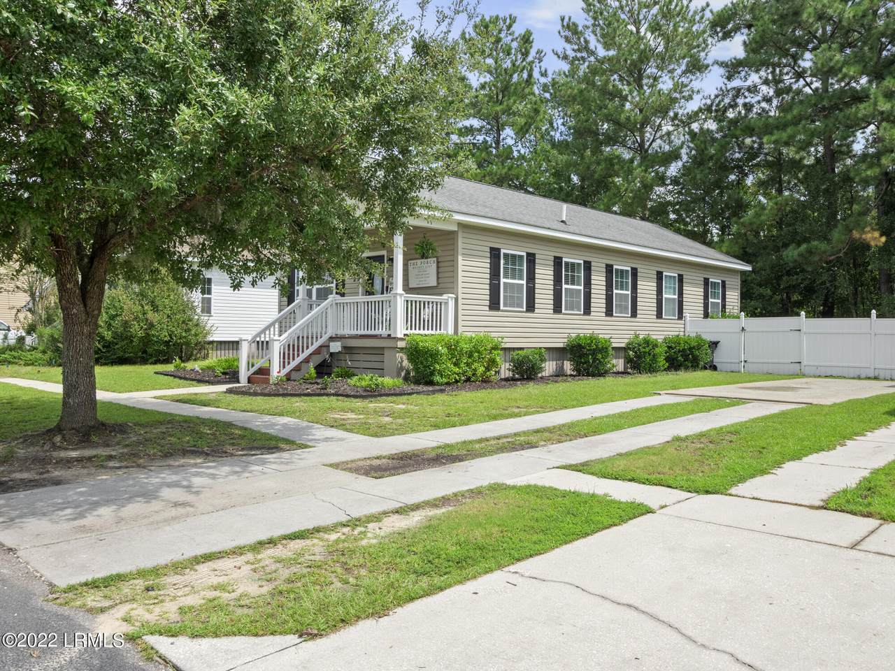 27 Okatie Park Circle - Photo 1