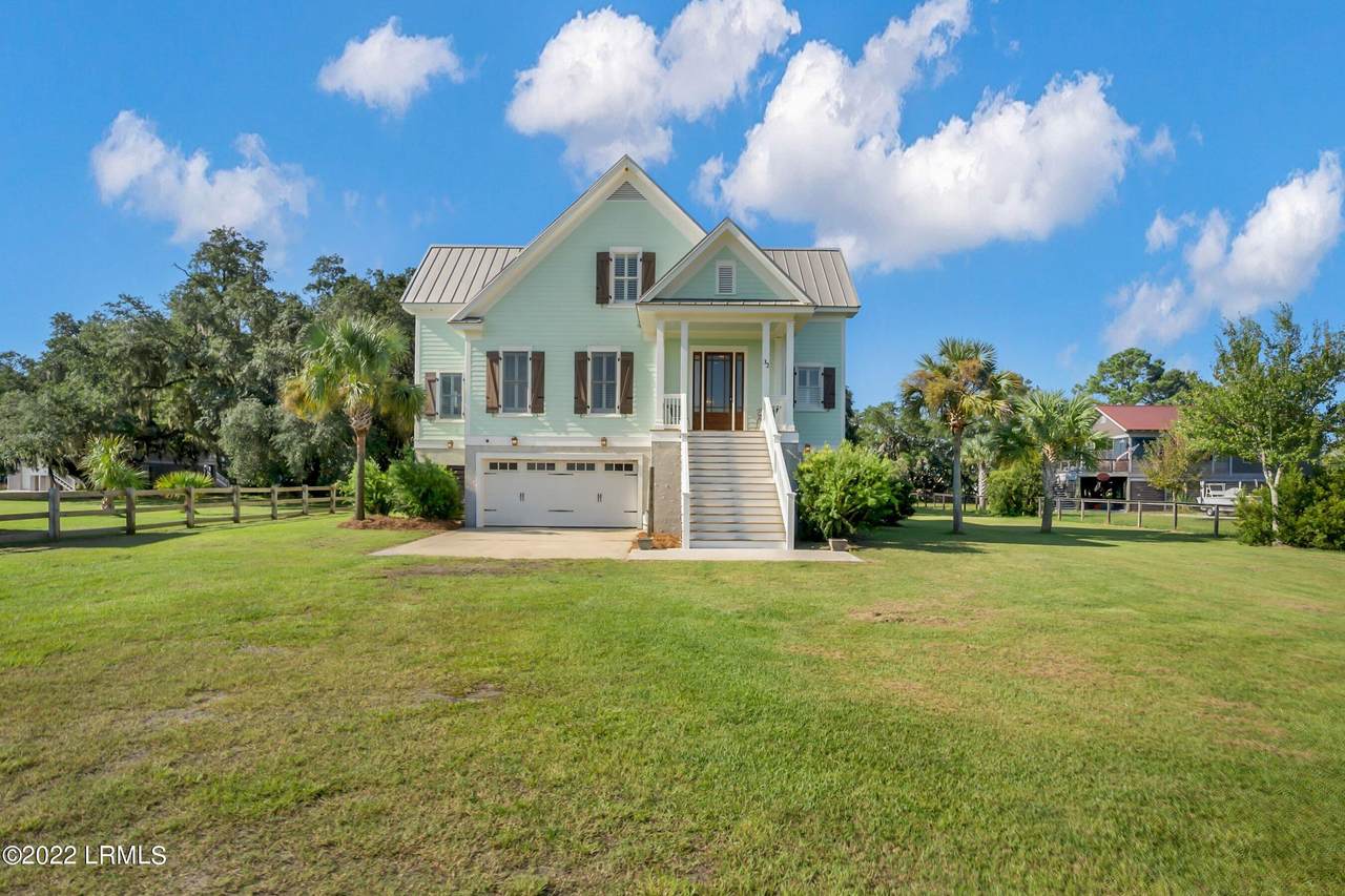 32 Pineland Avenue - Photo 1