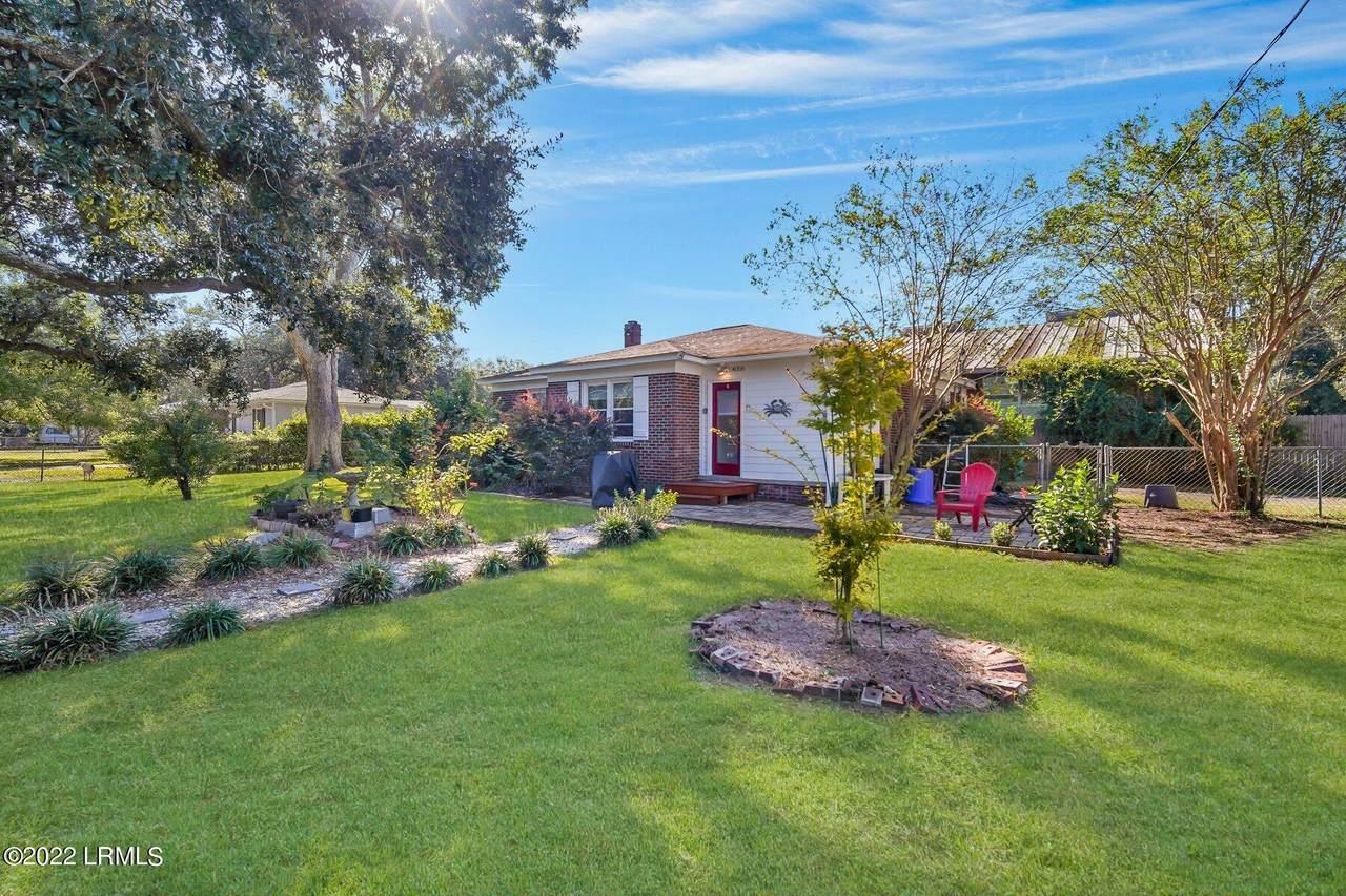 4006 Joann Street - Photo 1