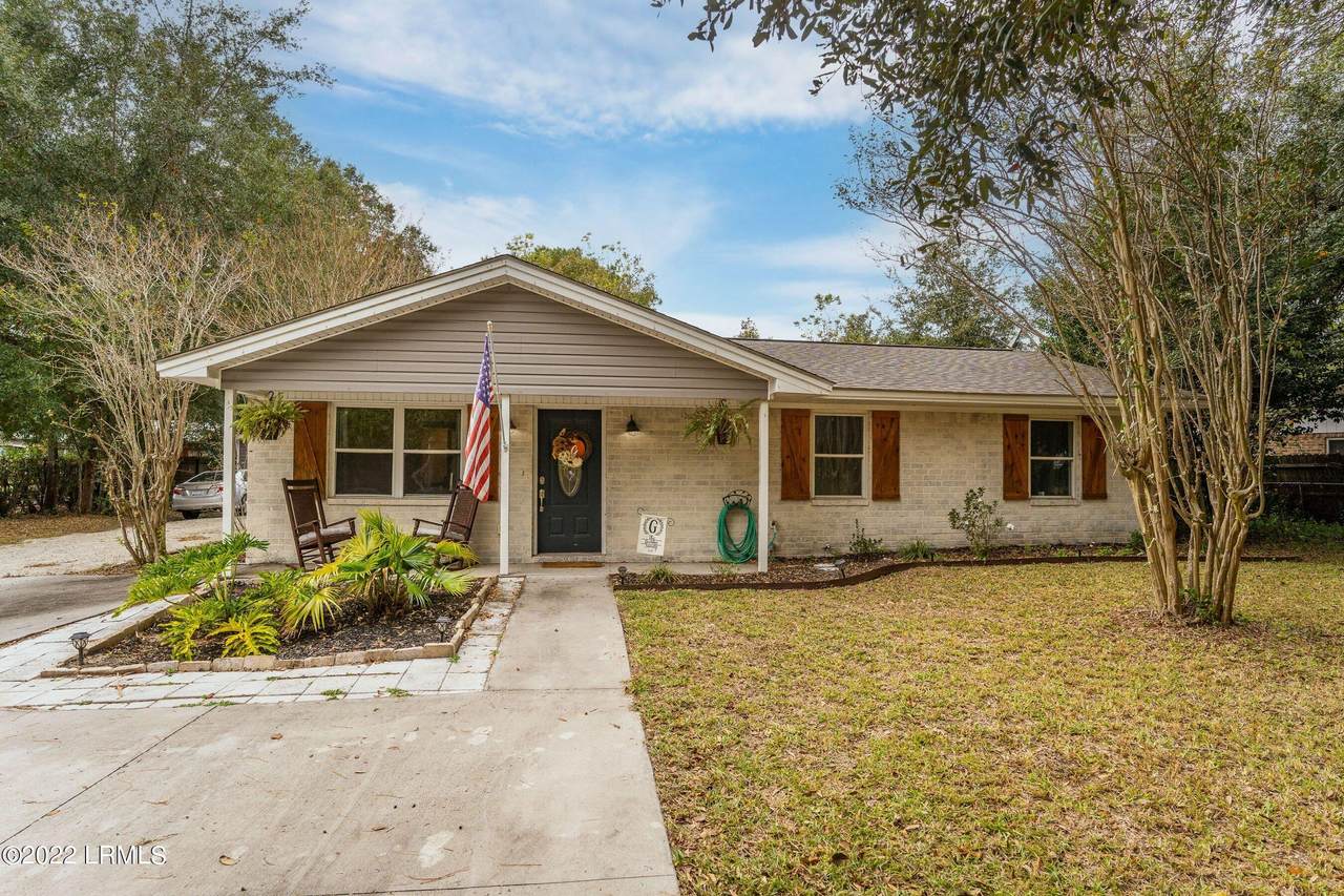401 Sams Point Road - Photo 1