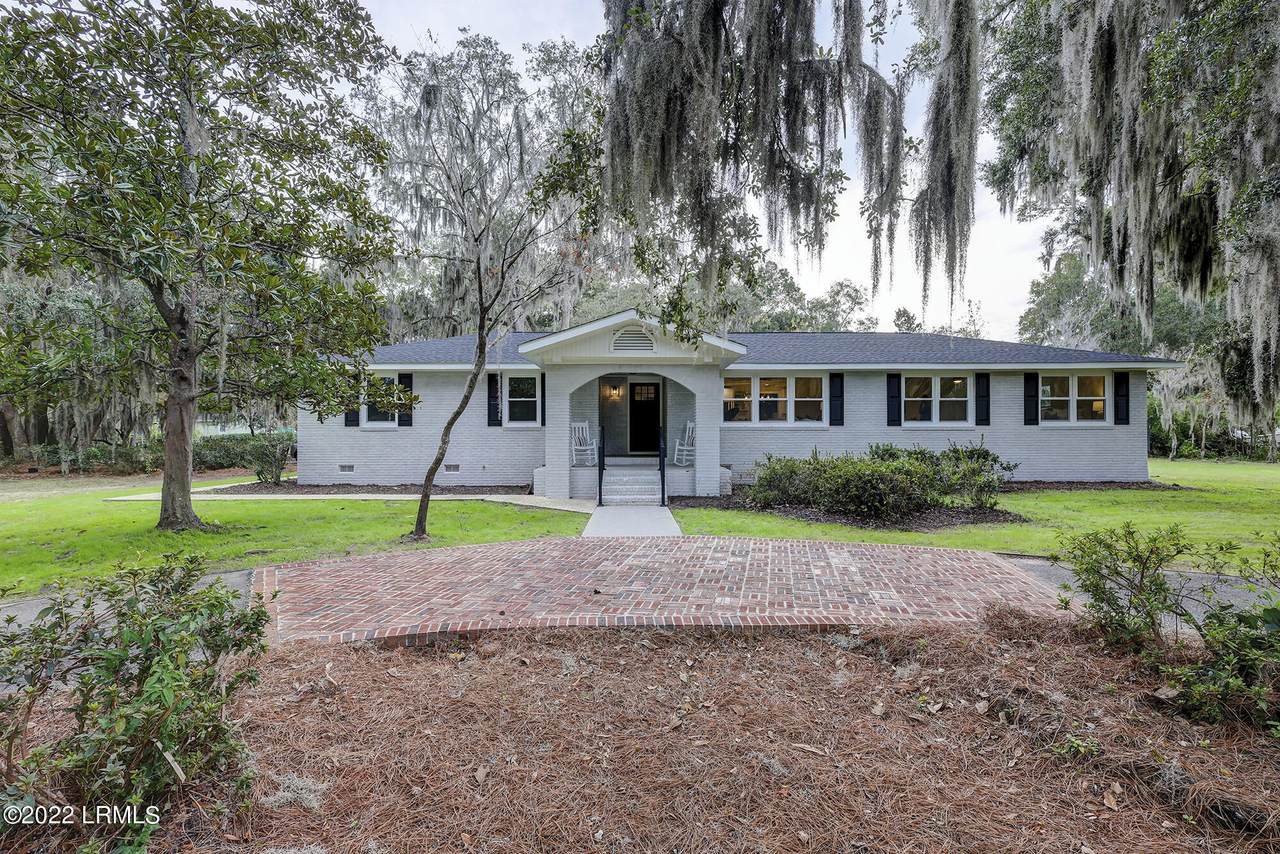 2549 Azalea Drive - Photo 1