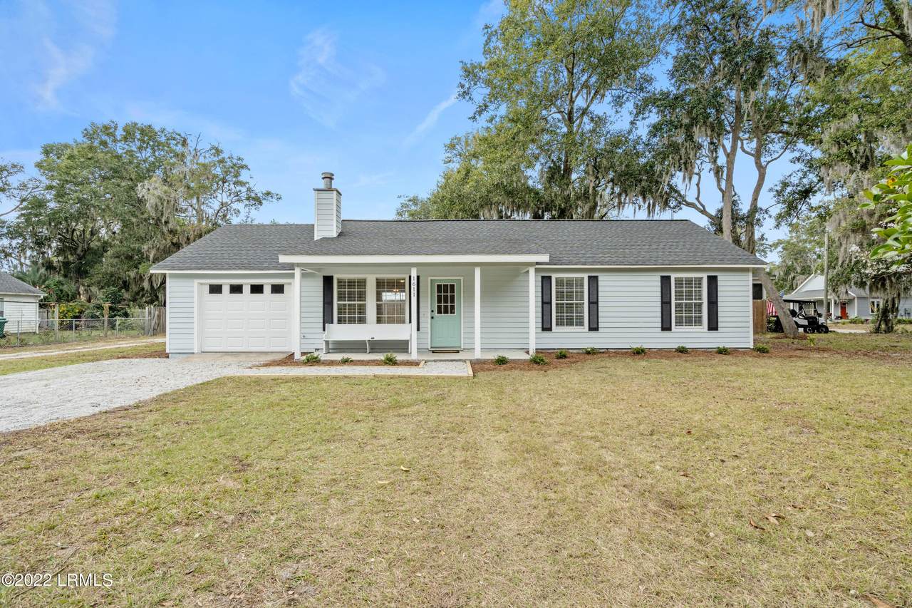 1611 Madrid Avenue - Photo 1