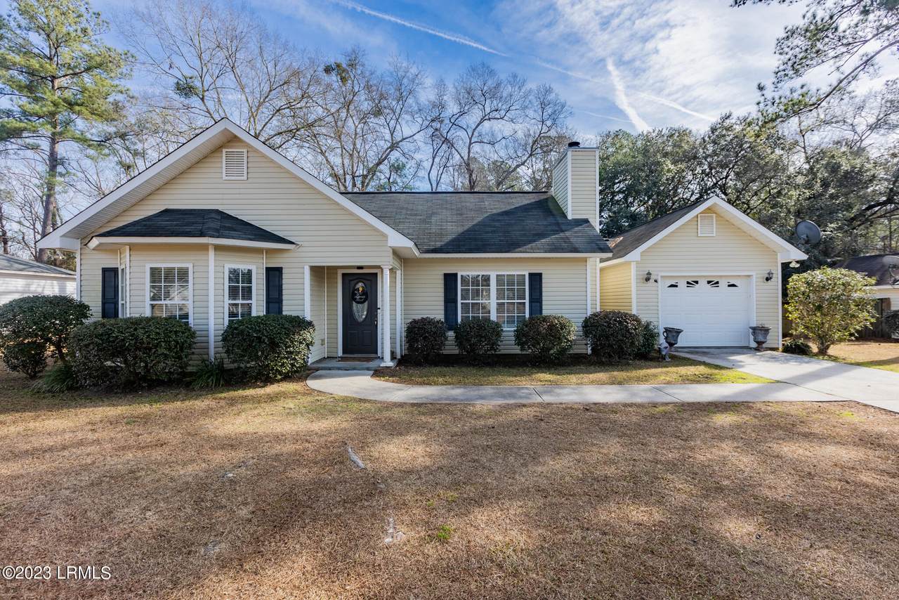 25 Cameron Drive - Photo 1