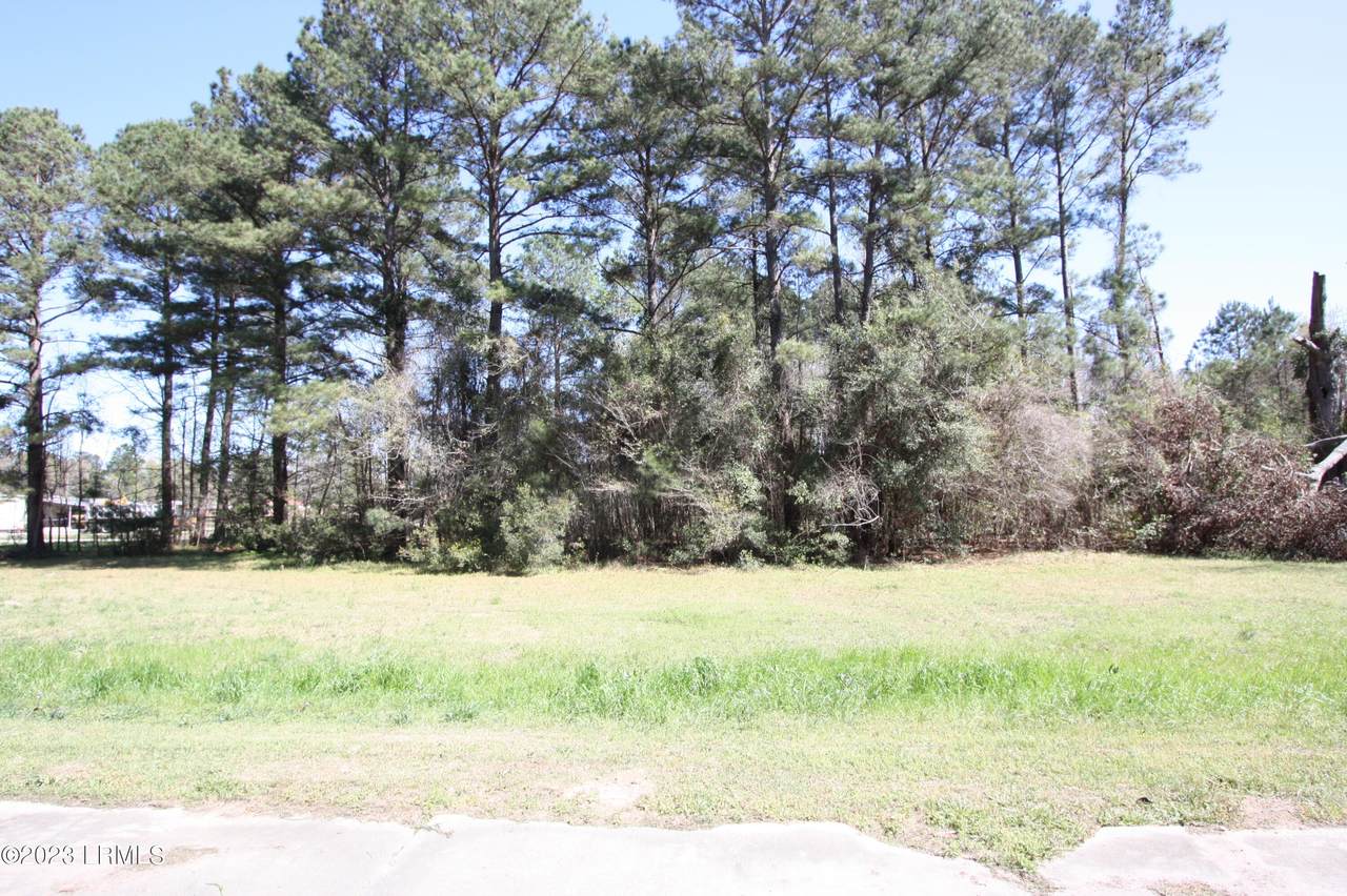 https://bt-photos.global.ssl.fastly.net/beaufortsc/1280_boomver_1_179691-2.jpg