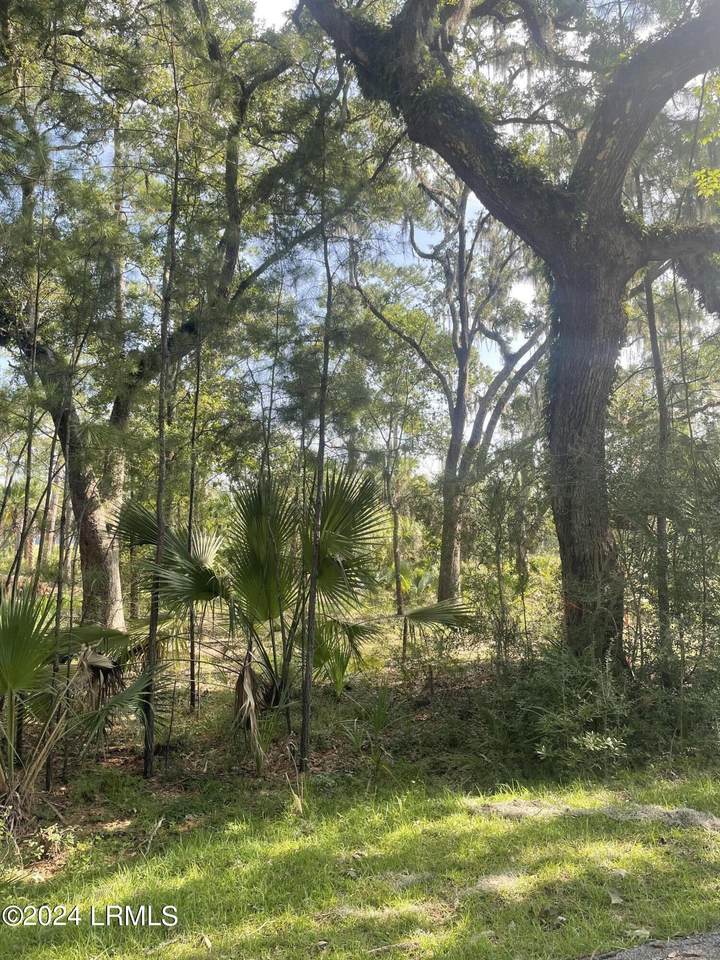 https://bt-photos.global.ssl.fastly.net/beaufortsc/1280_boomver_1_186510-2.jpg
