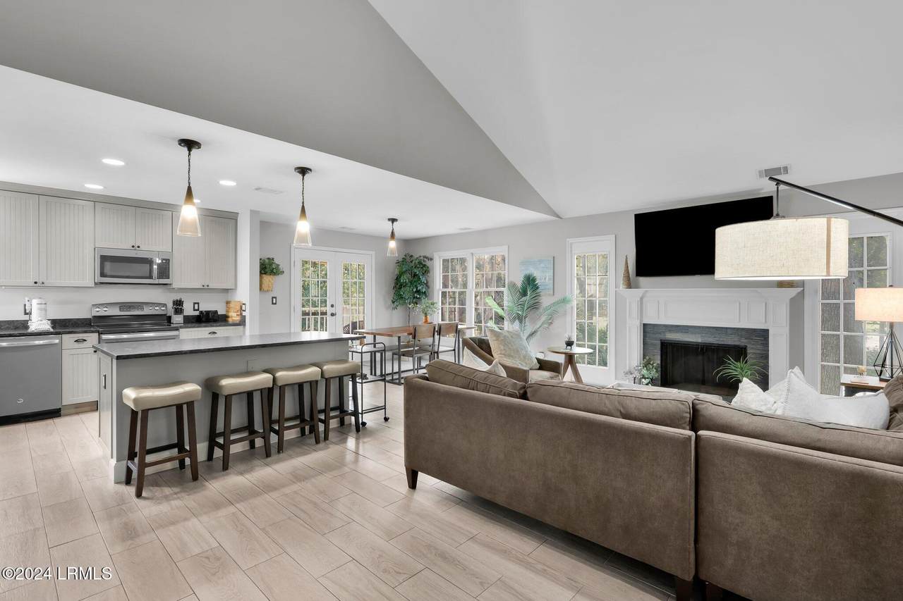 70 Shipyard Drive - Photo 1