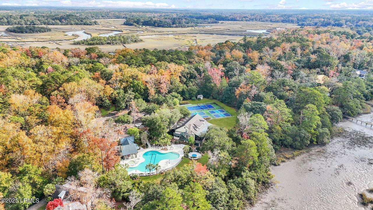 17 Barnaby Bluff - Photo 1