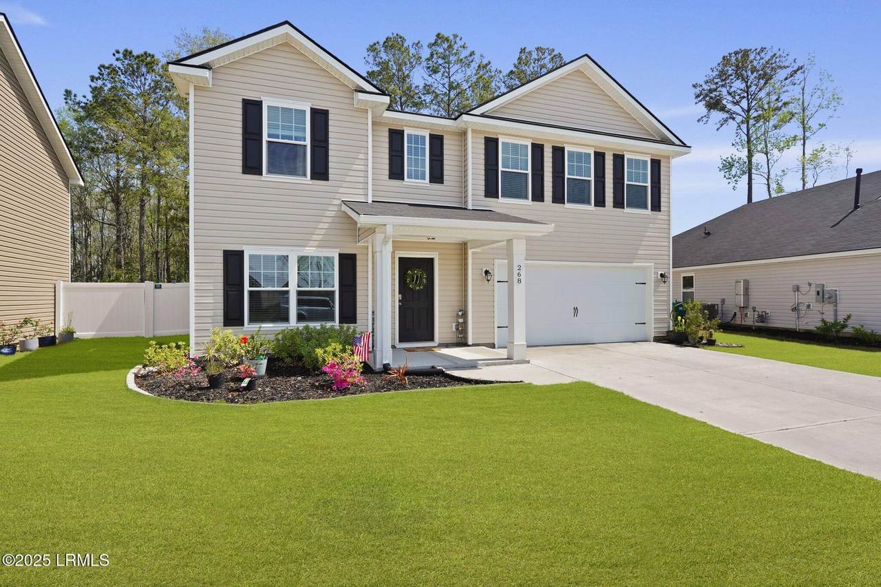 268 Founders Walk - Photo 1