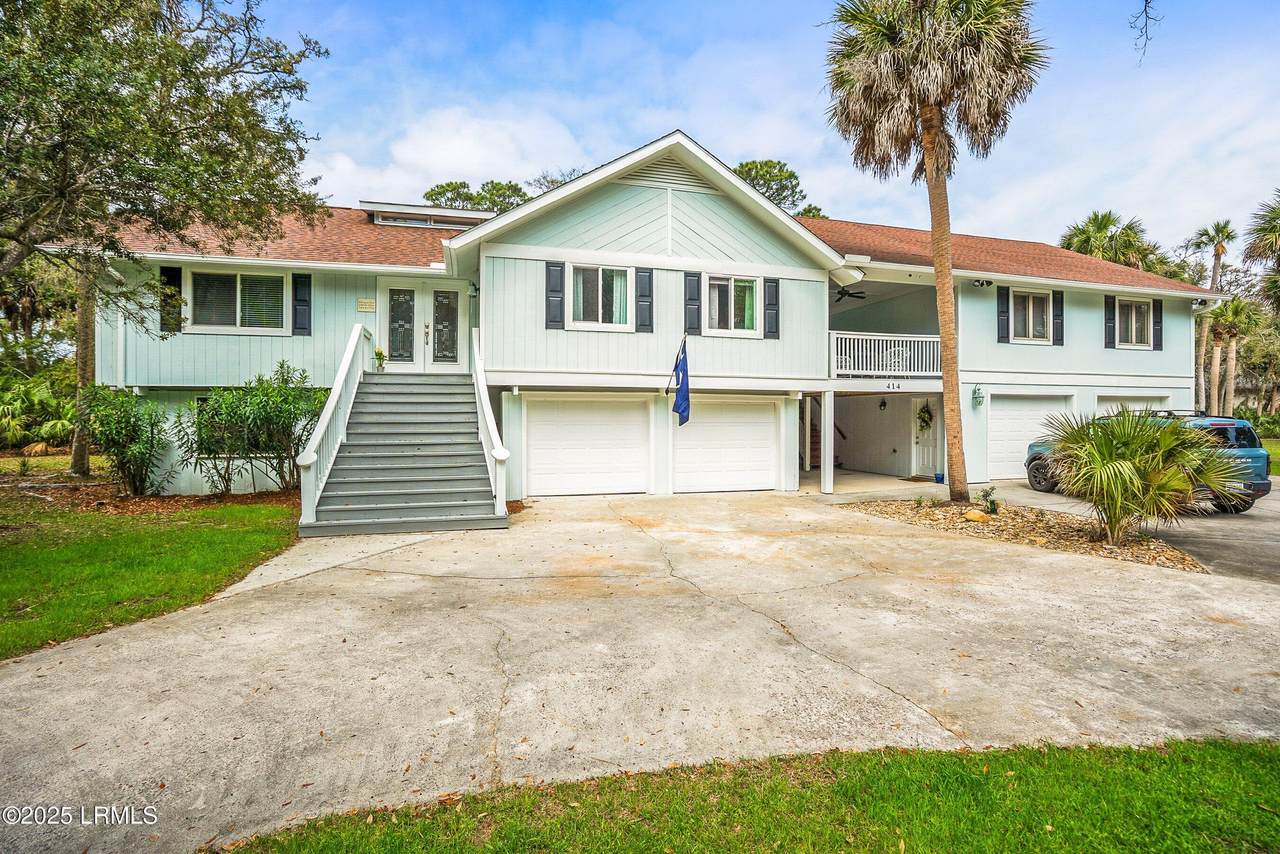 414 Porpoise Drive - Photo 1