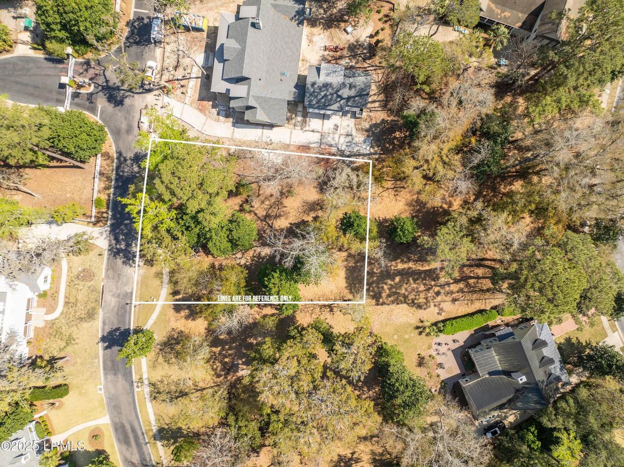 220 De La Gaye Point - Photo 1