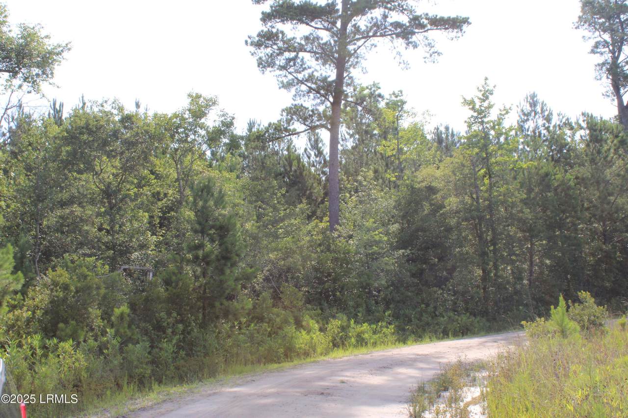 https://bt-photos.global.ssl.fastly.net/beaufortsc/1280_boomver_1_191257-2.jpg