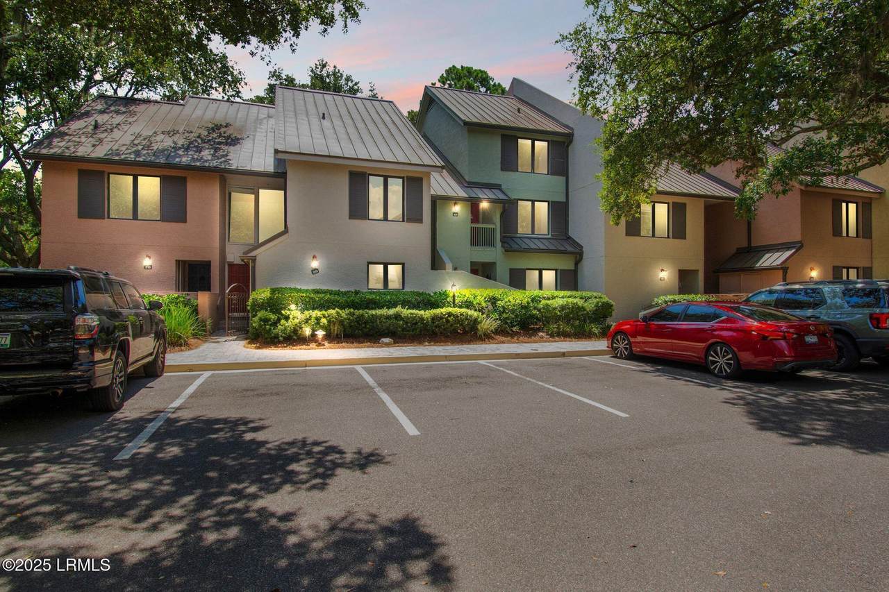 2 Lighthouse Lane - Photo 1