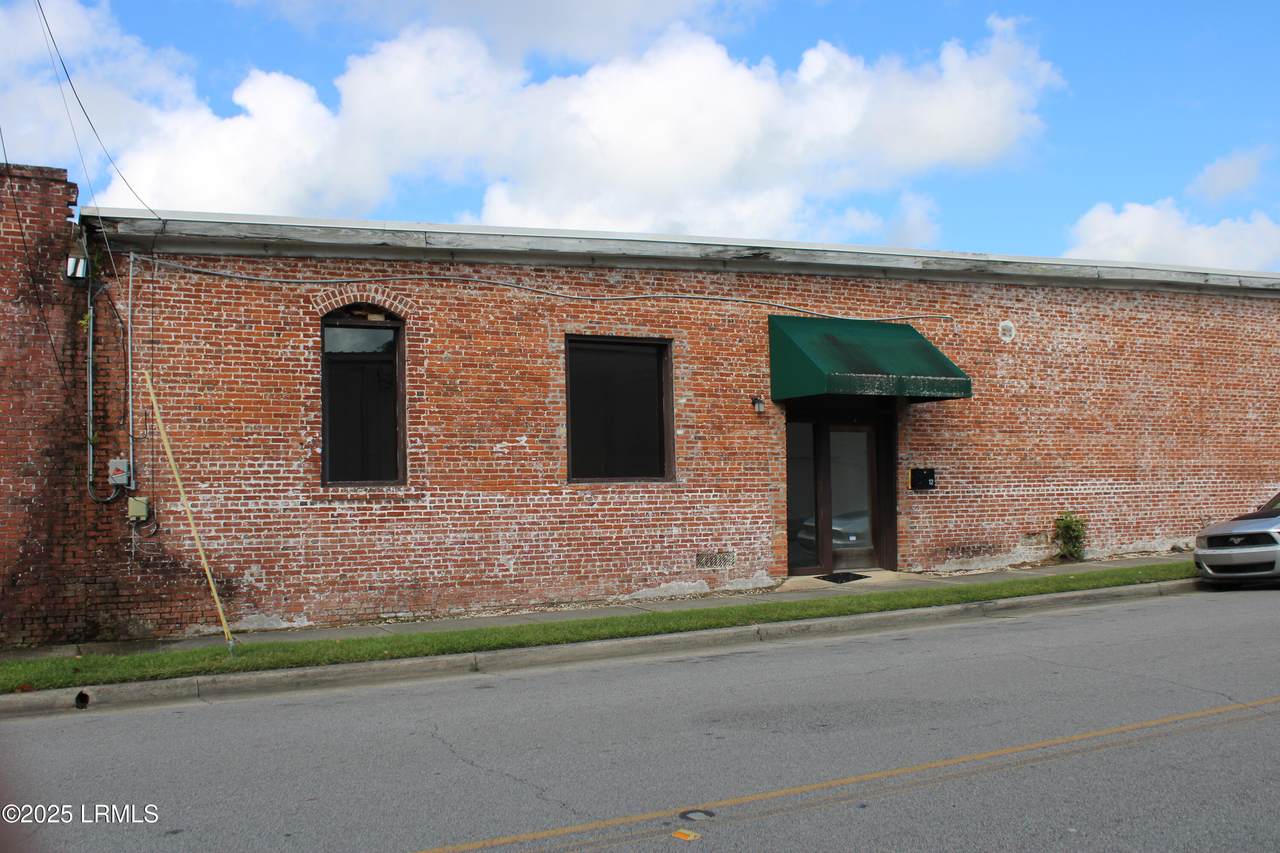 12 Mulberry Street - Photo 1