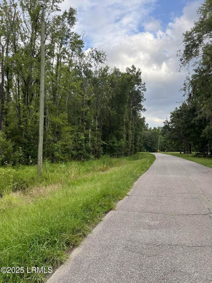 https://bt-photos.global.ssl.fastly.net/beaufortsc/1280_boomver_1_191739-2.jpg