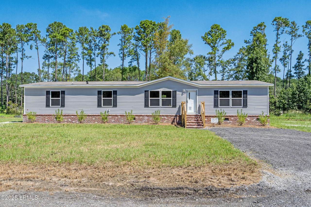 267 Proctor Street - Photo 1