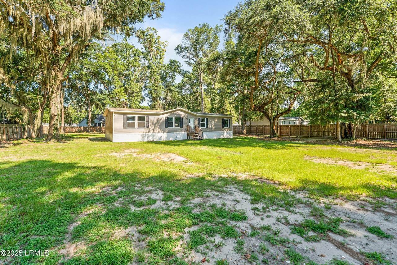 https://bt-photos.global.ssl.fastly.net/beaufortsc/1280_boomver_1_191810-2.jpg