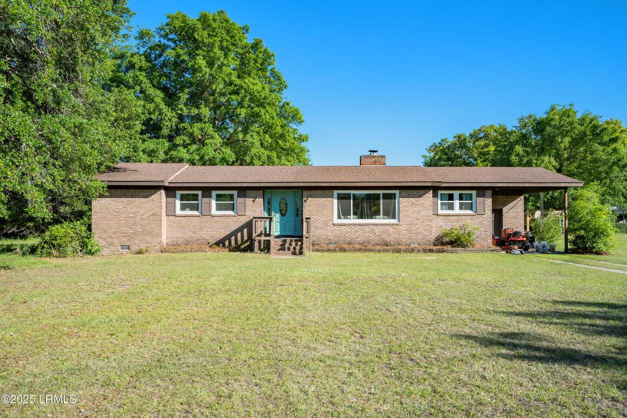 1209 Seaside Road - Photo 1