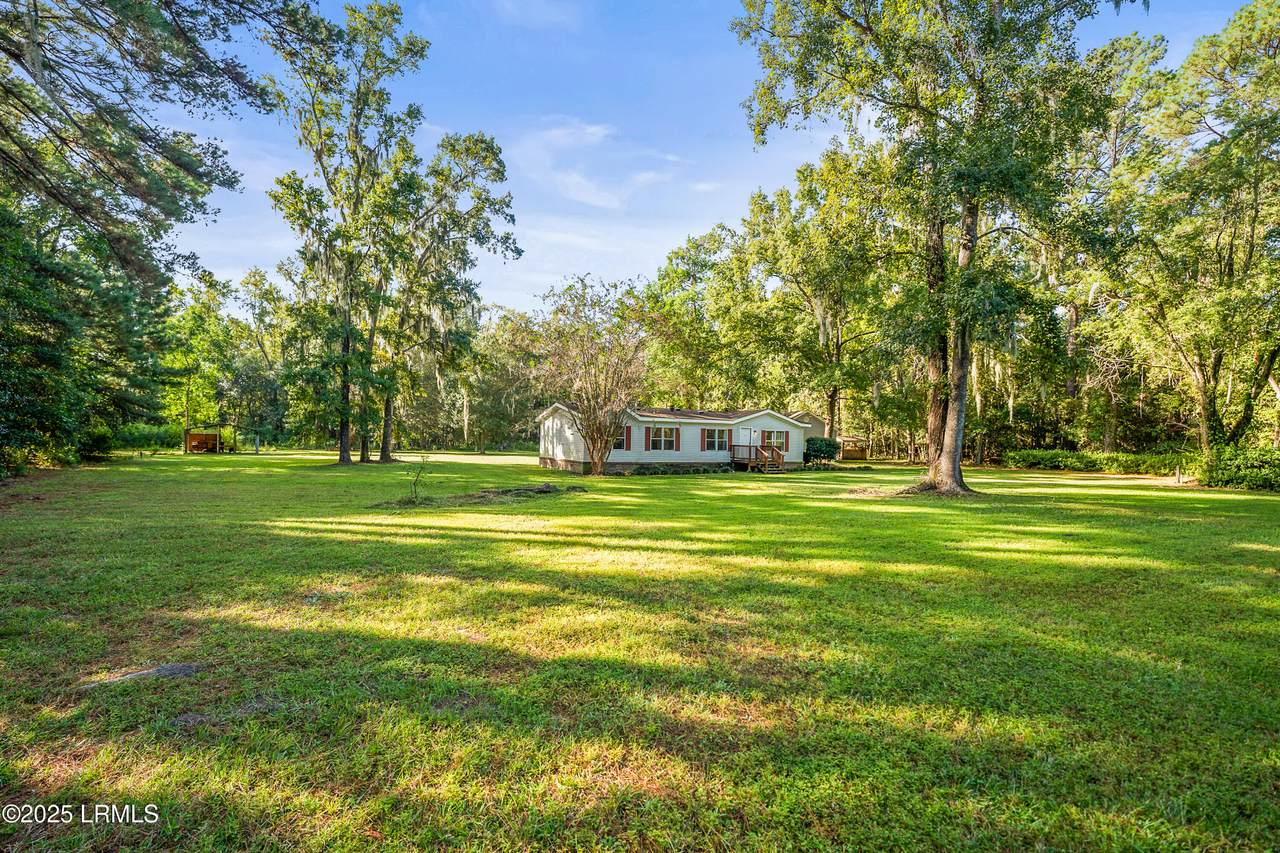 https://bt-photos.global.ssl.fastly.net/beaufortsc/1280_boomver_1_192803-2.jpg