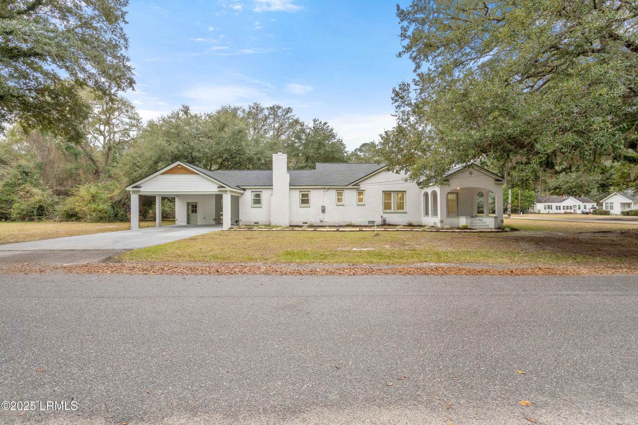 https://bt-photos.global.ssl.fastly.net/beaufortsc/1280_boomver_1_193115-2.jpg