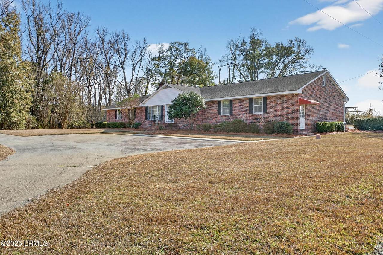 https://bt-photos.global.ssl.fastly.net/beaufortsc/1280_boomver_1_193270-2.jpg