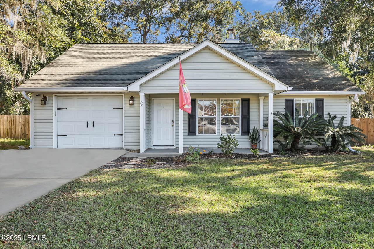 9 Spanish Moss Drive - Photo 1