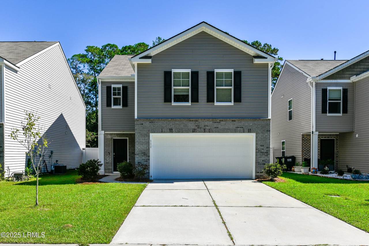 111 Auditorium Road - Photo 1