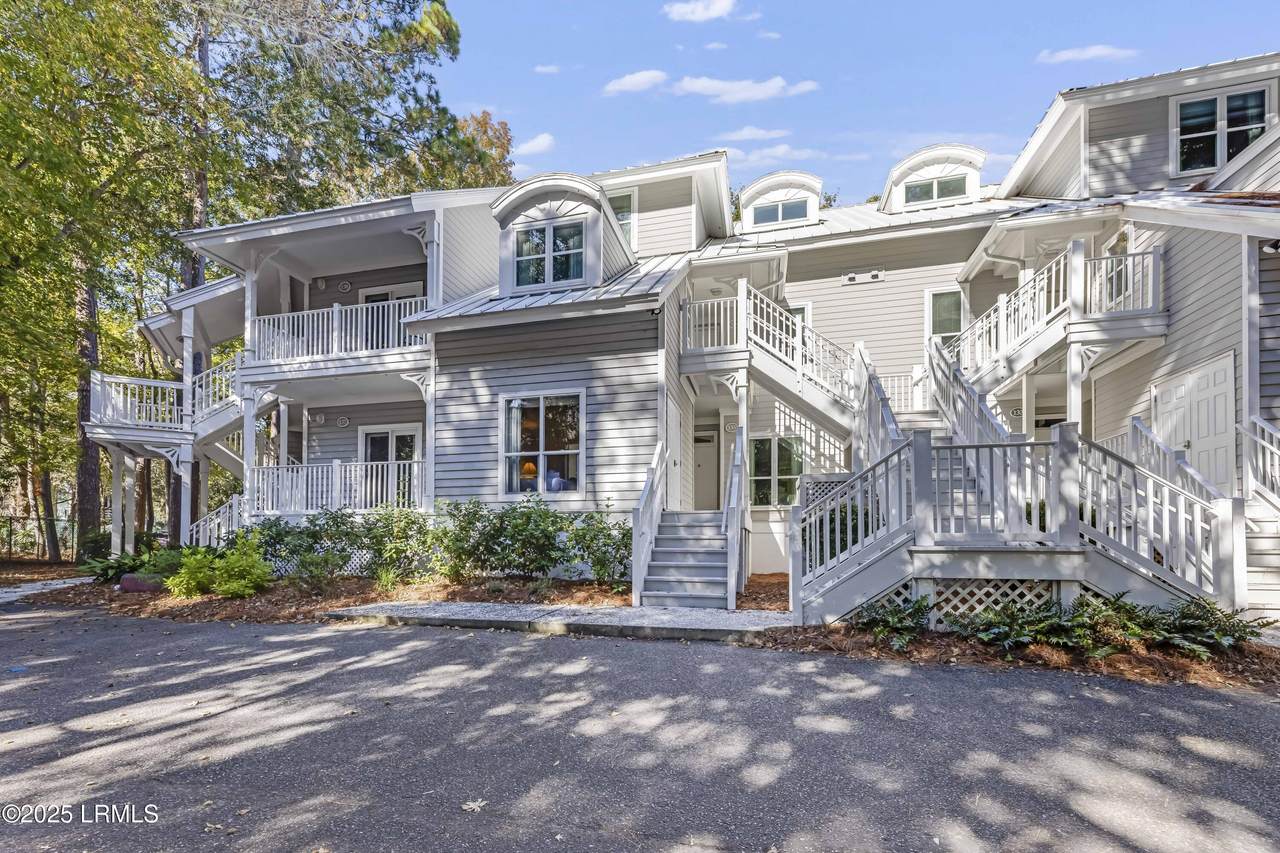 14 Wimbledon Court - Photo 1