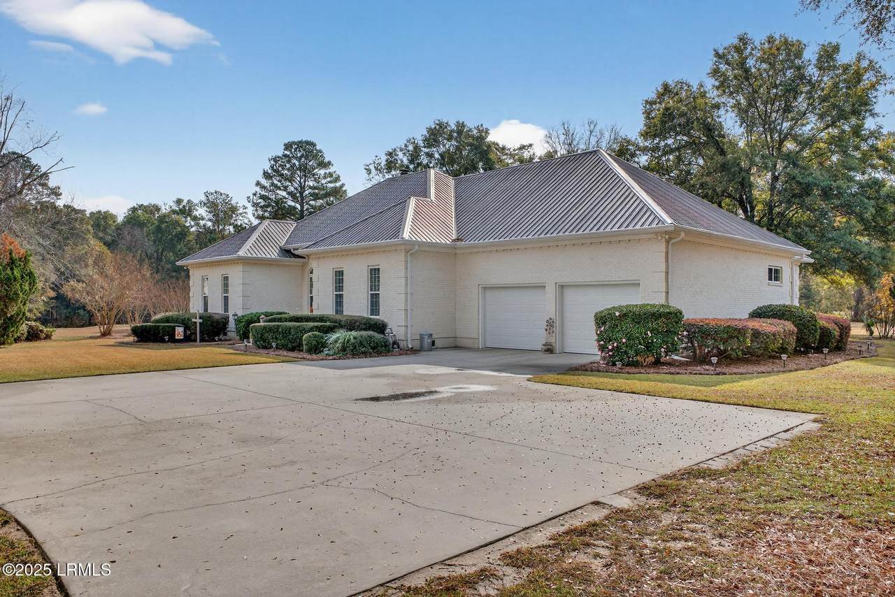 https://bt-photos.global.ssl.fastly.net/beaufortsc/1280_boomver_1_193444-2.jpg