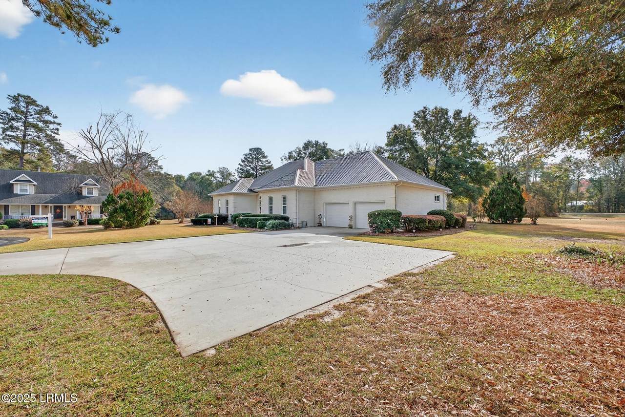 https://bt-photos.global.ssl.fastly.net/beaufortsc/1280_boomver_1_193444-2.jpg