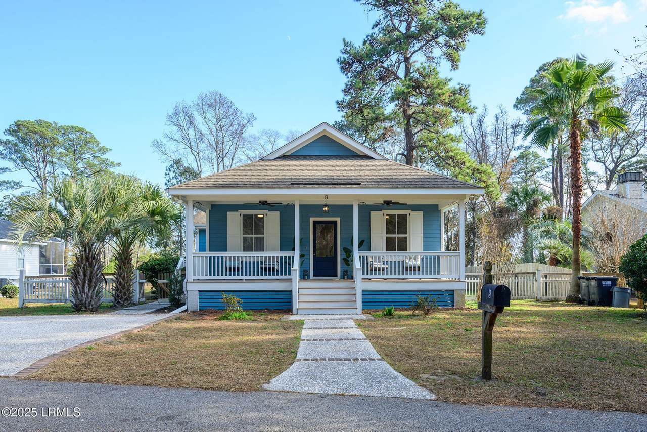 8 River Drive - Photo 1