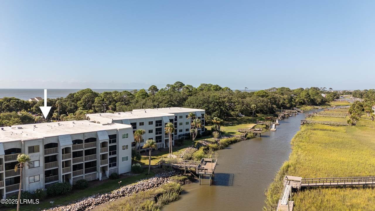 190 Beach Club Villa Drive - Photo 1