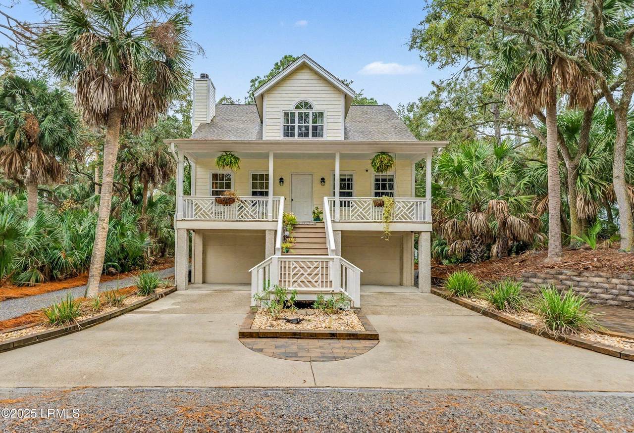 703 Sea Dragon Lane - Photo 1