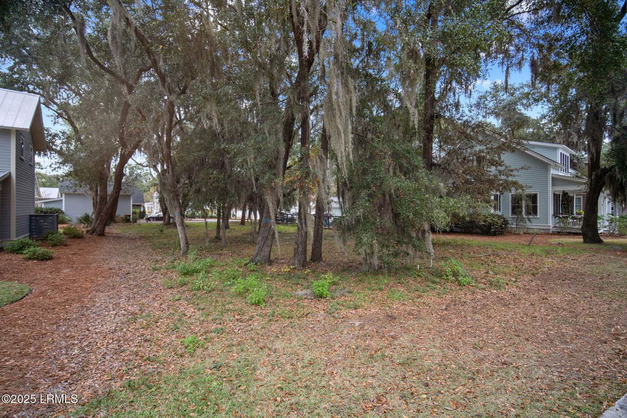 https://bt-photos.global.ssl.fastly.net/beaufortsc/1280_boomver_1_193704-2.jpg