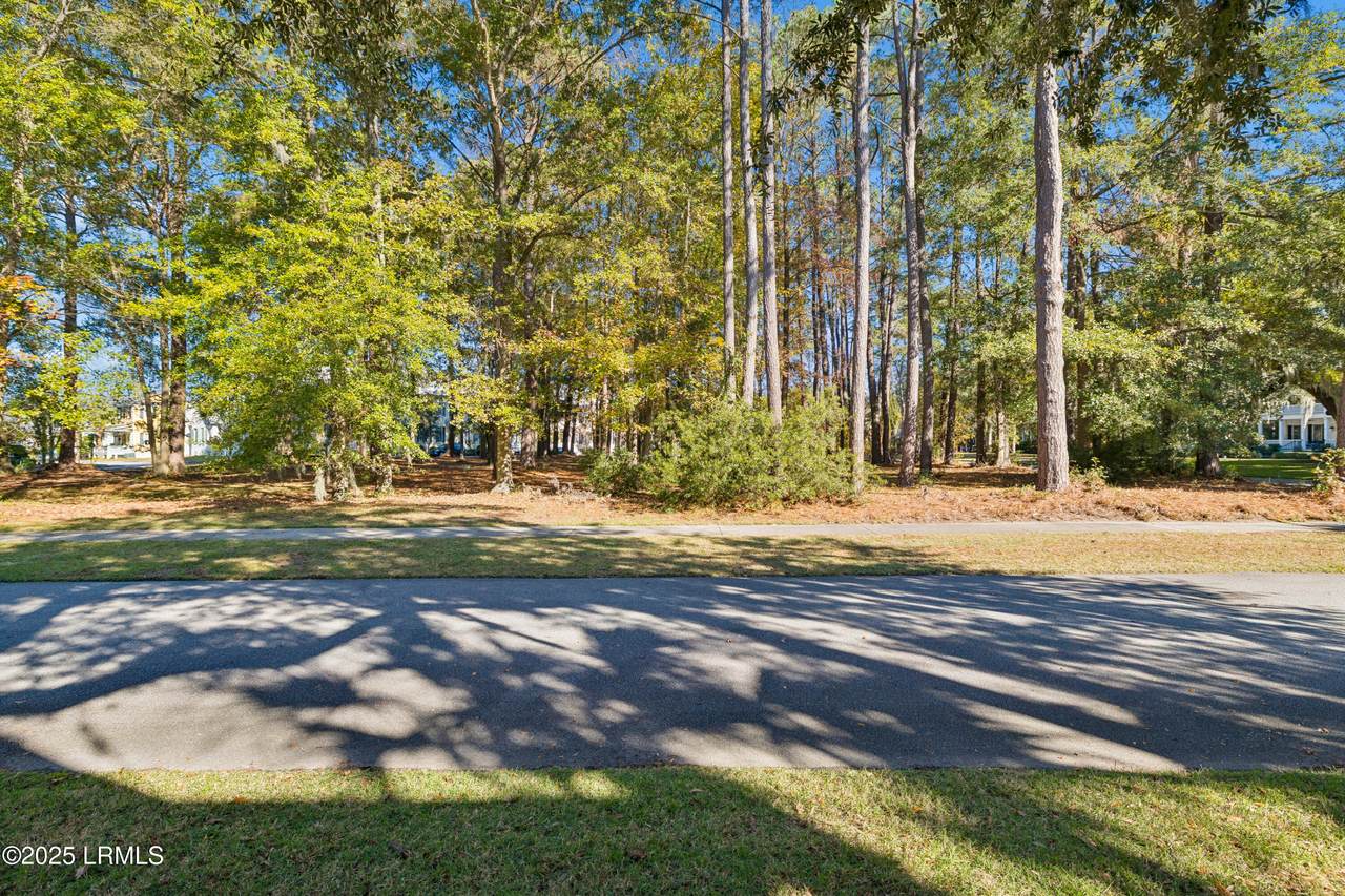7 Loudon - Photo 1