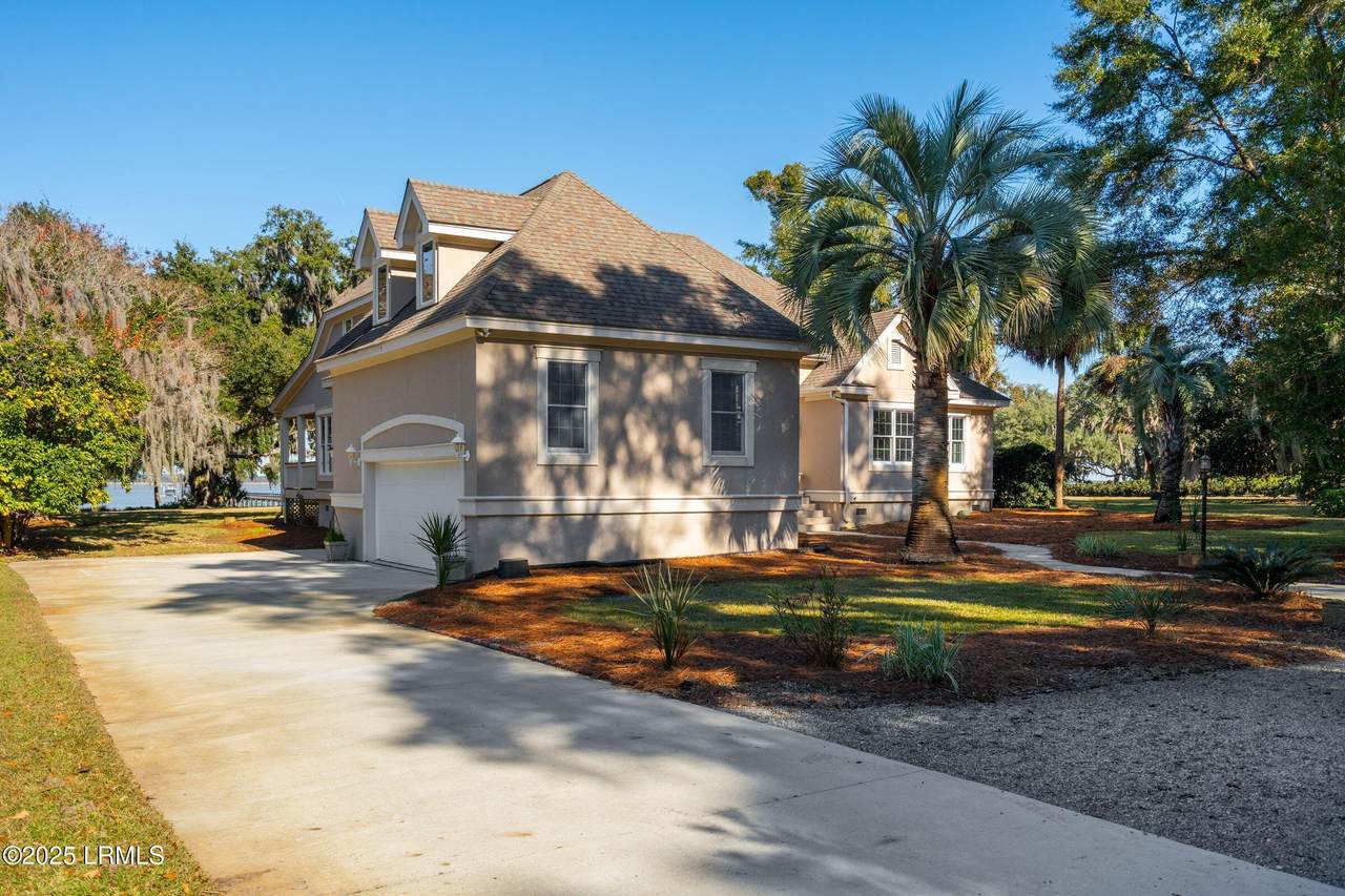 https://bt-photos.global.ssl.fastly.net/beaufortsc/1280_boomver_1_193774-2.jpg
