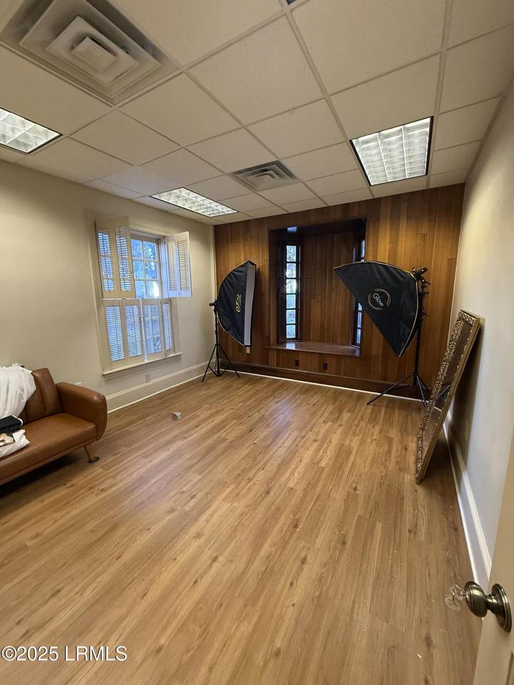 1011 Bay Street - Photo 1