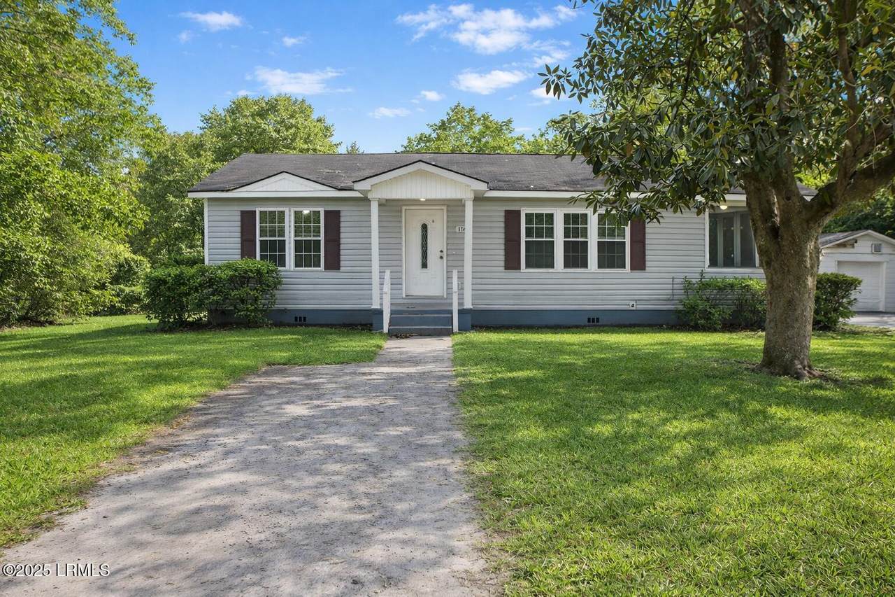 1501 Hogarth Street - Photo 1