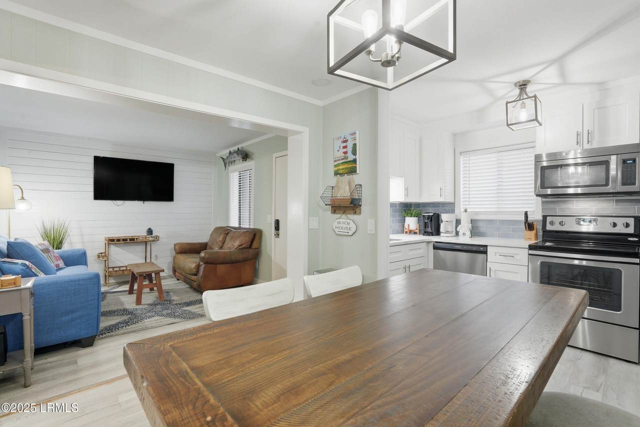 663 William Hilton Parkway - Photo 1