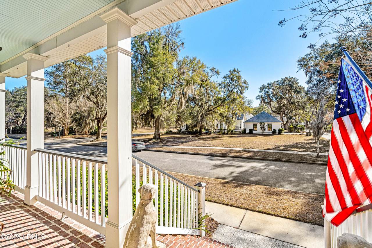 https://bt-photos.global.ssl.fastly.net/beaufortsc/1280_boomver_1_194154-2.jpg