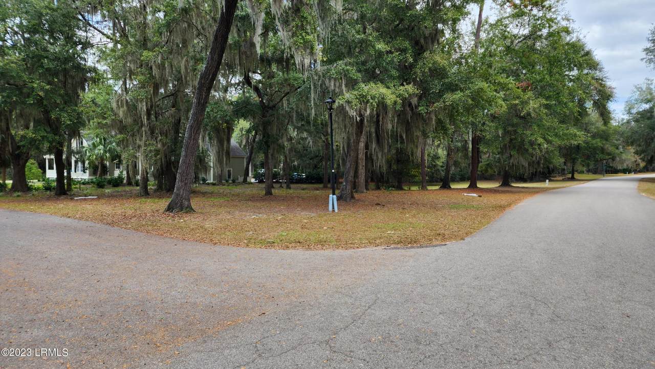 2 Long Pond Drive - Photo 1