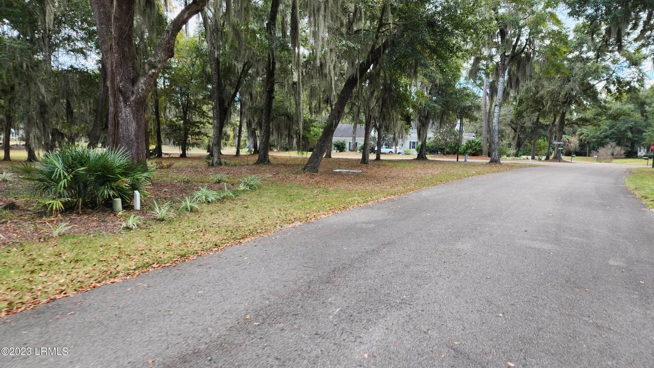 https://bt-photos.global.ssl.fastly.net/beaufortsc/1280_boomver_1_194515-2.jpg
