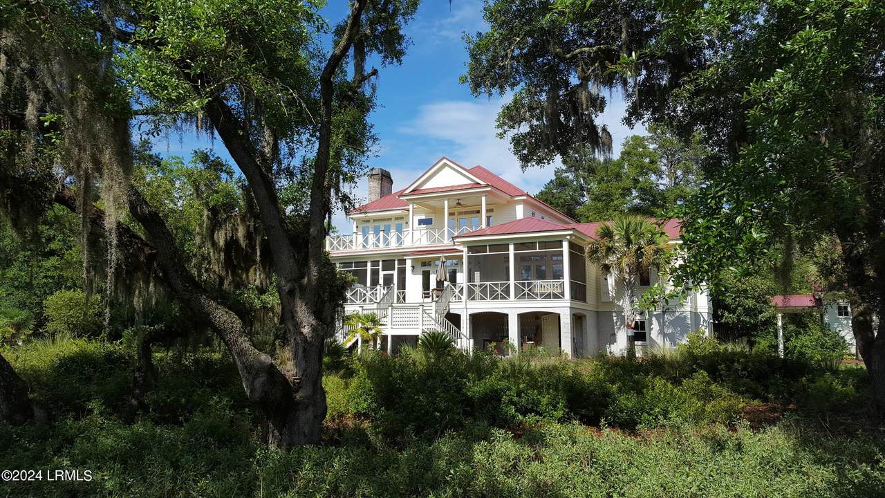 1 Bennett Point Drive - Photo 1