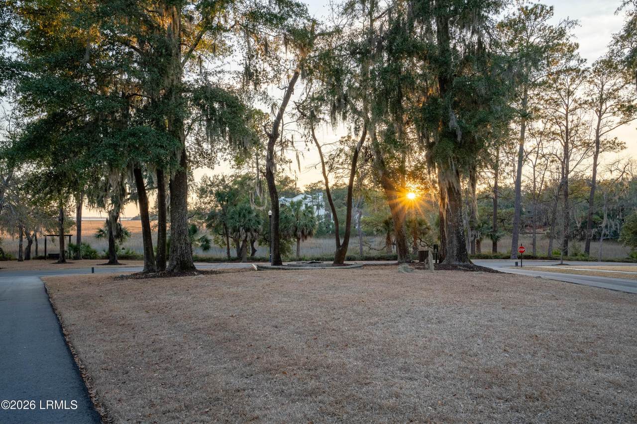 https://bt-photos.global.ssl.fastly.net/beaufortsc/1280_boomver_1_194658-2.jpg